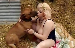 animals fuck with people blonde with animal