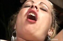 sexy,zoophilic chicks