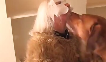 eläin panee naista,seksuaalinen nautinto eläimen kanssa